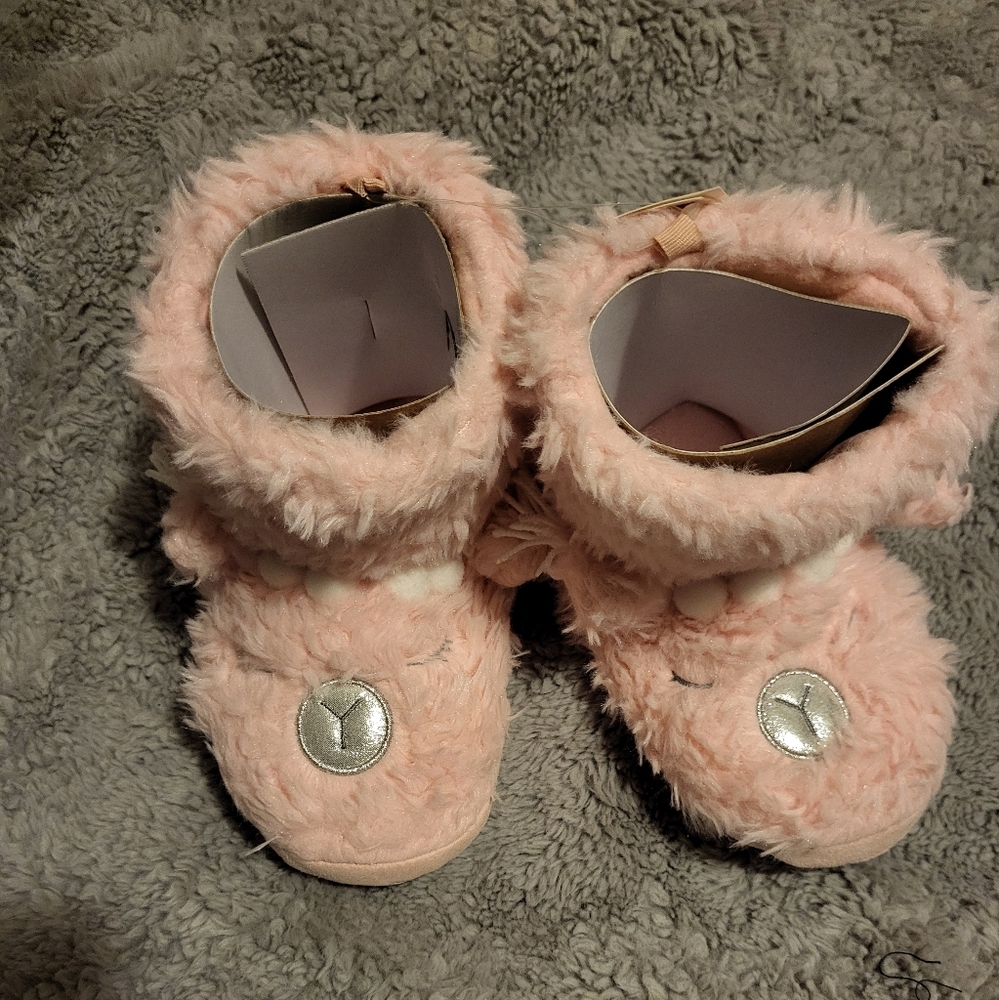 Kids Llama Slippers Size:12/13